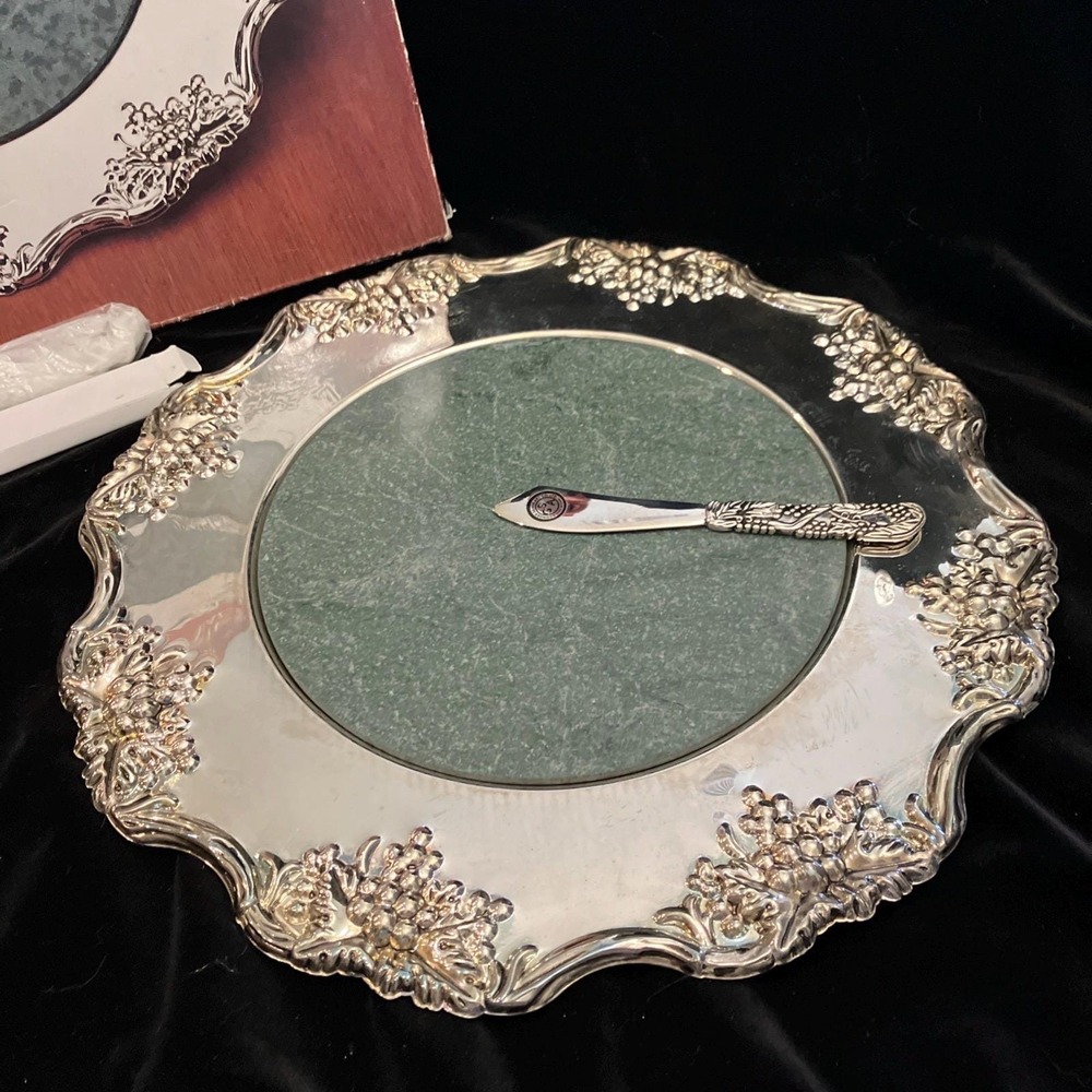 Godinger Paul Revere Silversmiths Silver Plated & Marble w/Spreader & Box Grapes